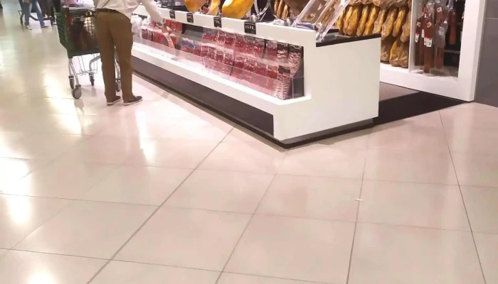 Mercadona -  Interior - Villanueva de la Cañada