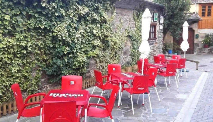 Meson As Cortes Ambiente - Pesoz
