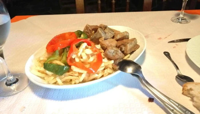 Meson As Cortes Comida Y Bebida - Pesoz
