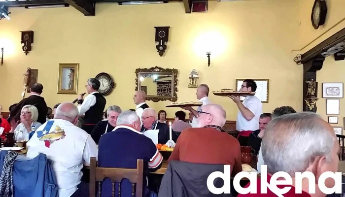 Meson Los Templarios Y Villasirga Videos - Villalcázar de Sirga