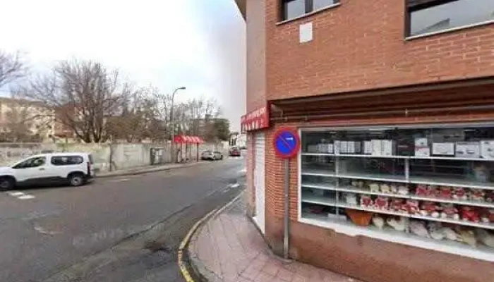 Mini Supermercado -  Ubicaciondeg - Ciempozuelos