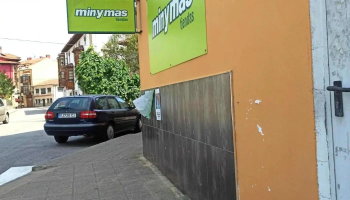 Minymas Tiendas -  Estacionamiento - Nueva
