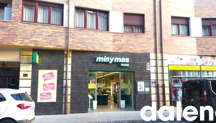 Minymas Tiendas -  Estacionamiento - Villaviciosa