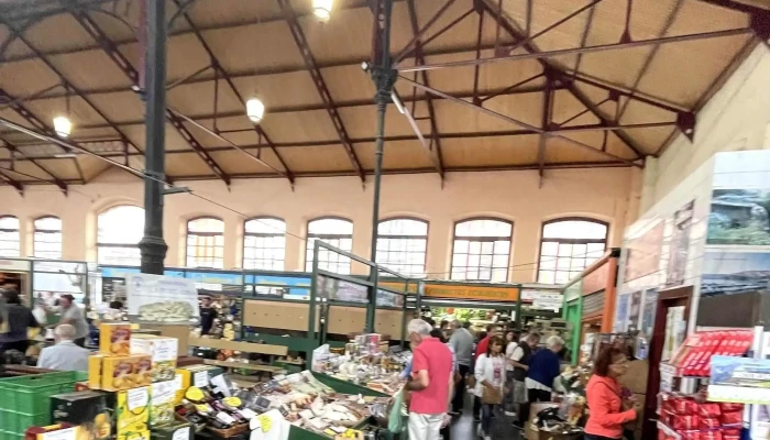 Plaza De Abastos -  Videos - Villaviciosa