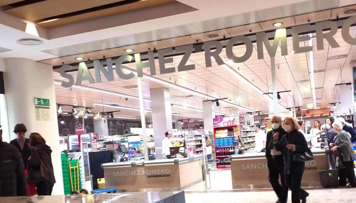 Sanchez Romero Arturo Soria Plaza Instagram - Madrid
