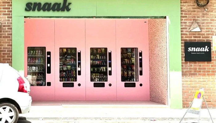Snaak - 11