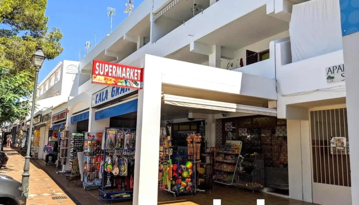 Supermarket Cala Gran - 12-14