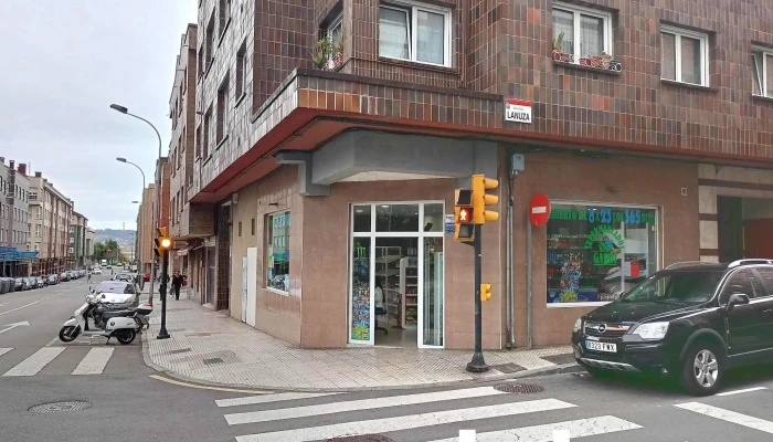 Supermercado Gardi -  Estacionamiento - Gijón