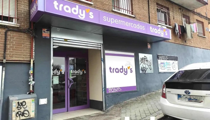 Supermercado Tradys Estacionamiento - Madrid