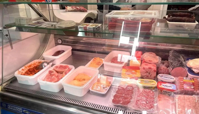 Supermercado y Carniceria Fontenla - 12