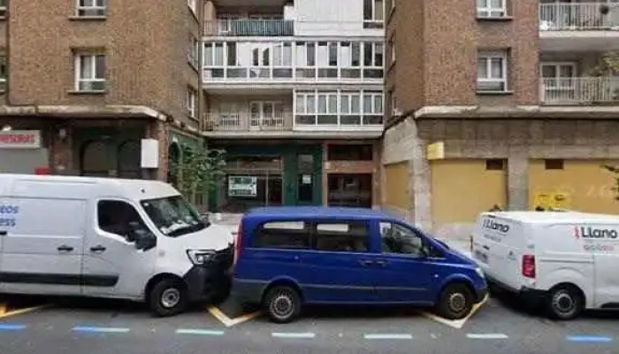 Supermercados Alimerka -  Cerca De Mideg - Gijón