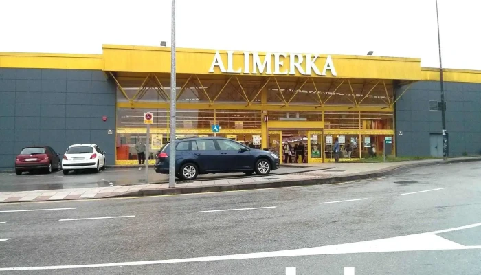 Supermercados Alimerka -  Estacionamiento - Avilés