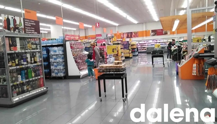 Supermercados Consum - Carrer Rigoberta Menchú