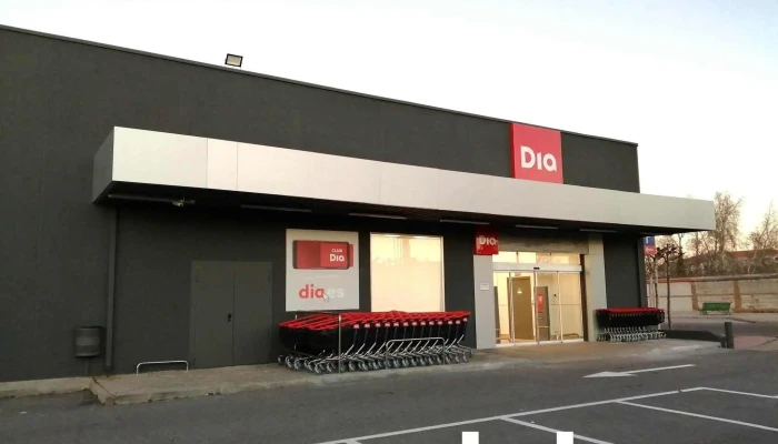 Supermercados Dia -  Estacionamiento - Peñaranda de Bracamonte