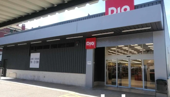Supermercados Dia -  Estacionamiento - Palencia