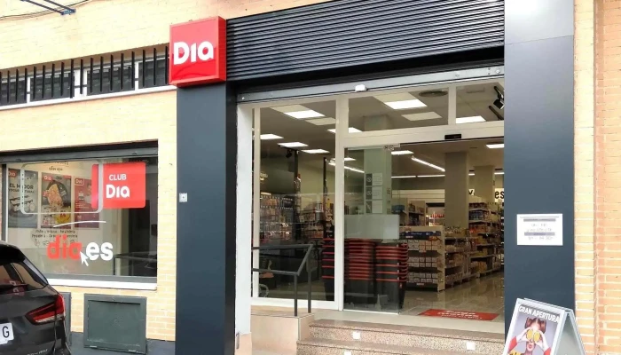 Supermercados Dia -  Estacionamiento - Torrejón de Velasco