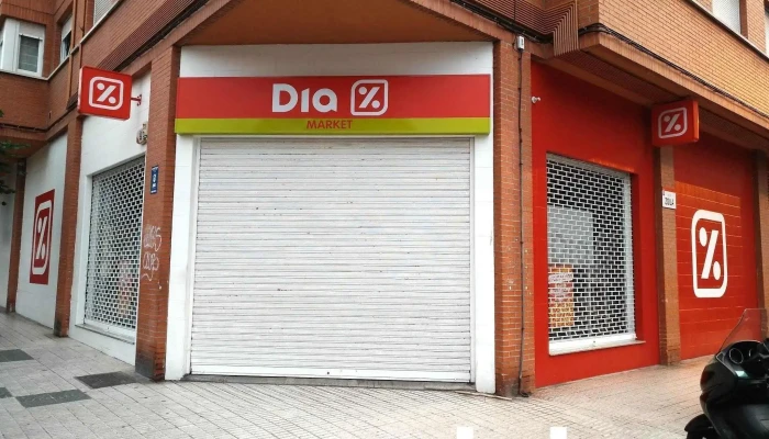 Supermercados Dia -  Estacionamiento - Gijón
