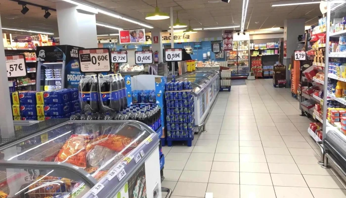 Supermercados -  Interior - Aguilar de Campoo