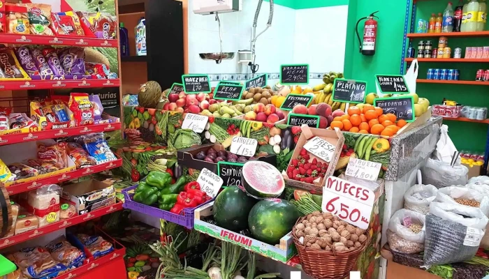 Tienda De Alimentacion El Sol Fotos - Gijón