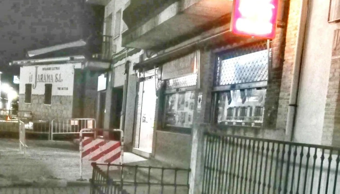 Tienda de alimentos (Chino) - Talamanca De Jarama