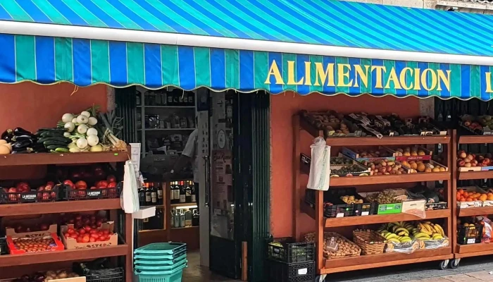 Ultramarinos La Jardinera -  Videos - Ribadesella